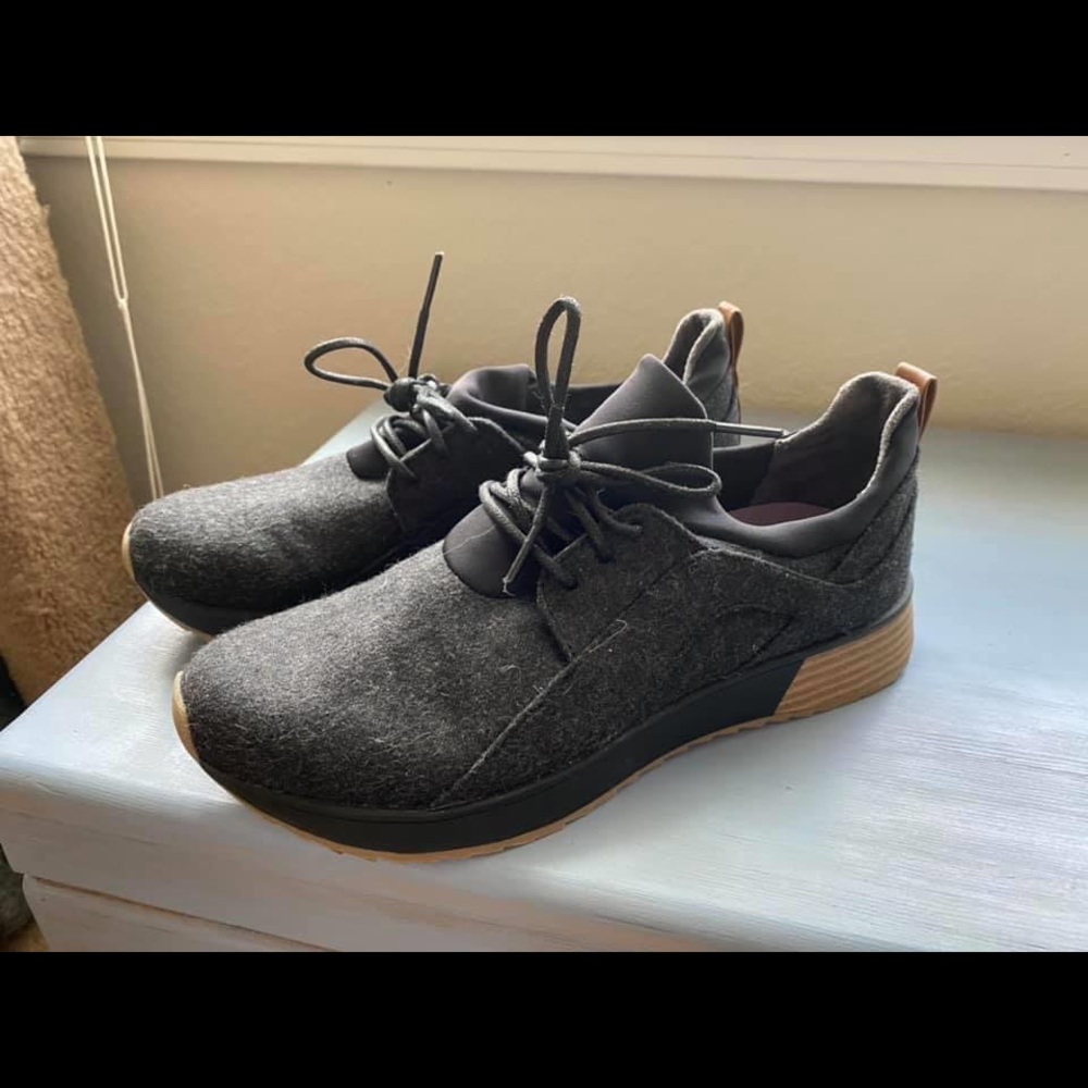 Dr Scholls sneakers